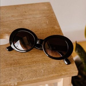Vintage oversized sunglasses